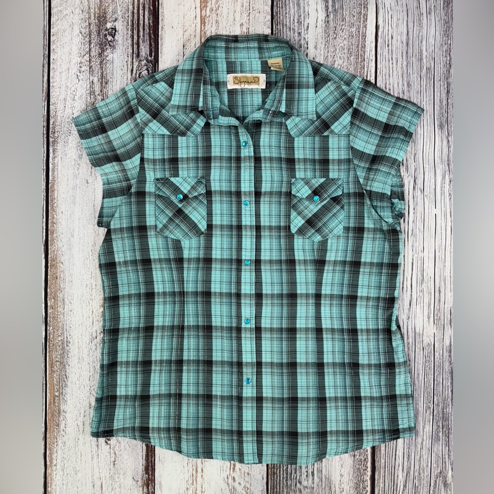 Shyanne Women's Teal Plaid Short Sleeve Button Down Shirt